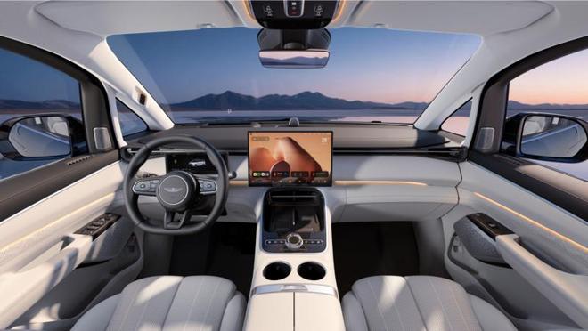 世界纪录 载客42人刷新MPV空间纪录不朽情缘手机版吉利银河V900创吉尼斯(图2) 世界纪录 载客42人刷新MPV空间纪录不朽情缘手机版吉利银河V900创吉尼斯(图2)