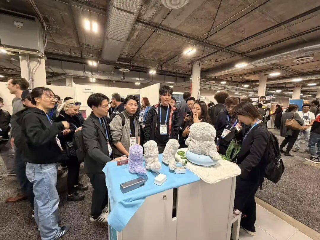 启示录：当AI硬件开始“外卷”世界不朽情缘六场CES对话背后的深圳(图8)